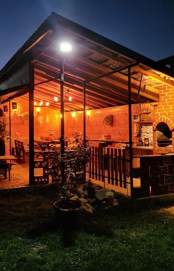 Casa Ursului Bujoreni Exterior foto
